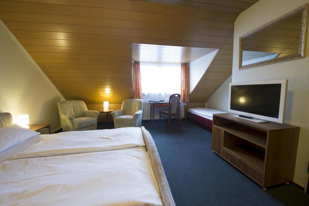 Hotel Continental Saarbruecken Room photo