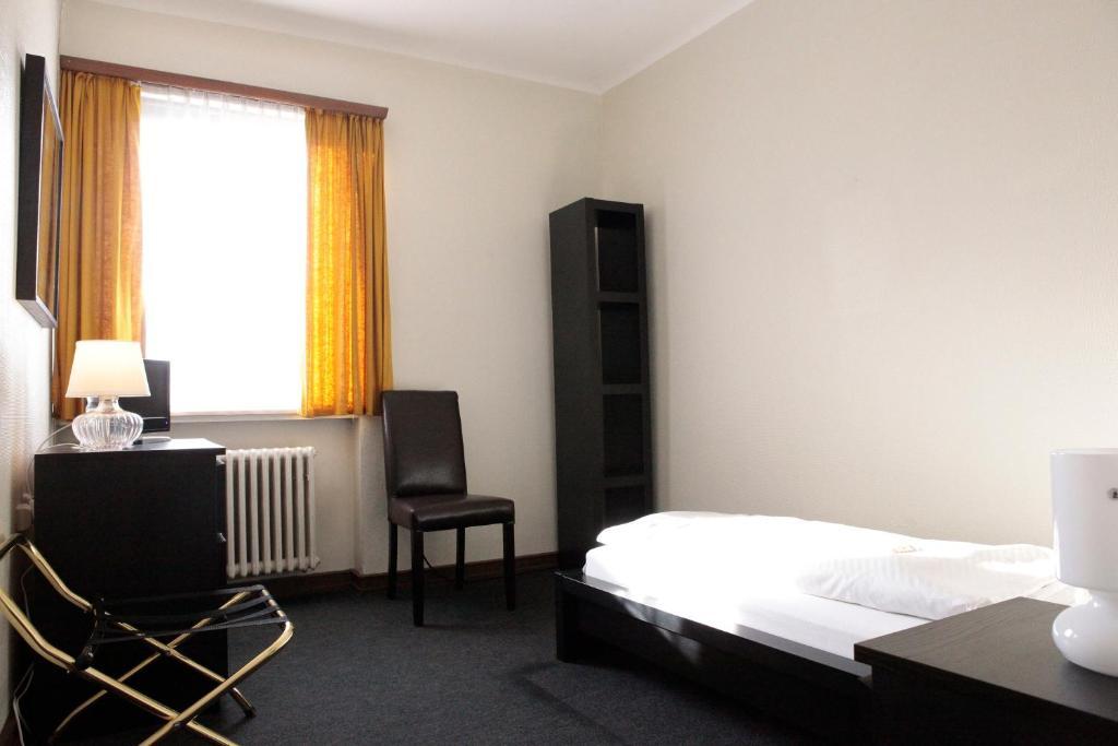Hotel Continental Saarbruecken Room photo